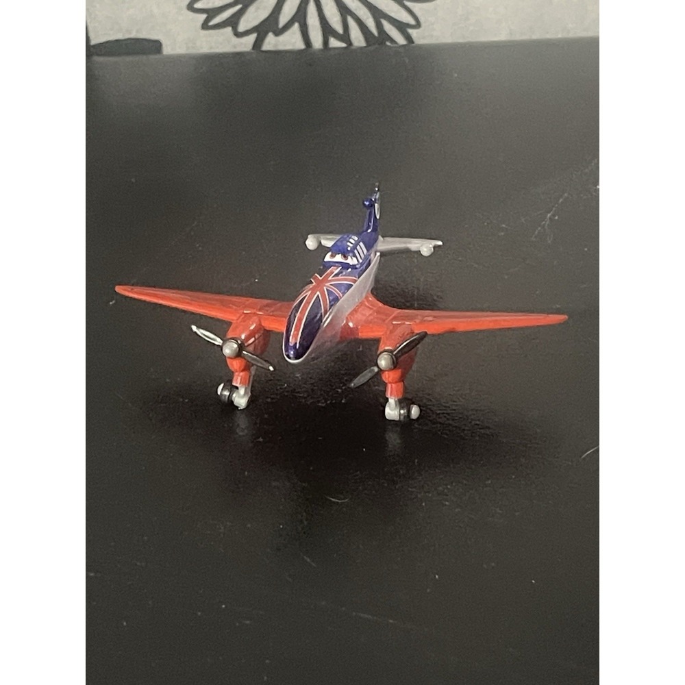 Disney Pixar Planes #11 Bulldog Diecast Mattel